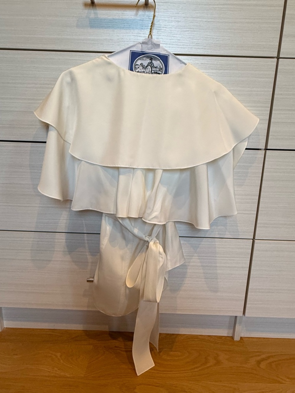 Loewe X Paula’s Ibiza Ruffle Cape Sleeve Top - Picture 4 of 6